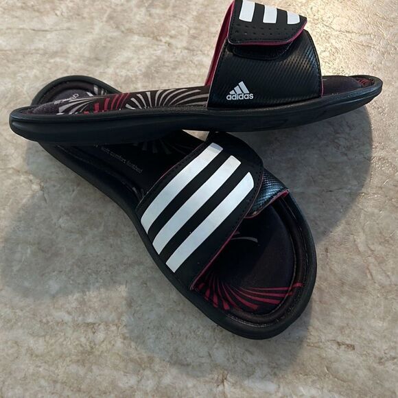 ADIDAS Black Beach Sandals - Picture 4 of 8